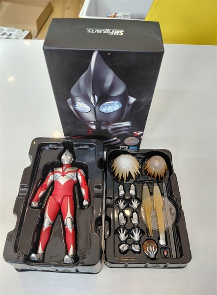 (2ND) SHF ULTRAMAN TIGA POWER TYPE