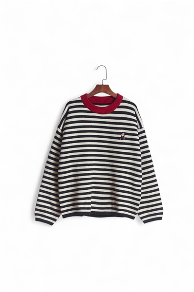 Len Picked - Áo Len Kẻ Ngang Oversize Thêu Cún