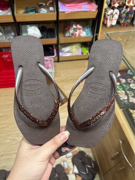 Socola vuông kim tuyến quai sợi