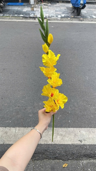 Hoa dơn - Vàng - Hoa cành dài - Hoa Lụa Vân Vượng