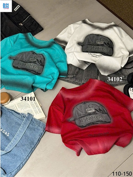 34102- Áo loang mũ trắng