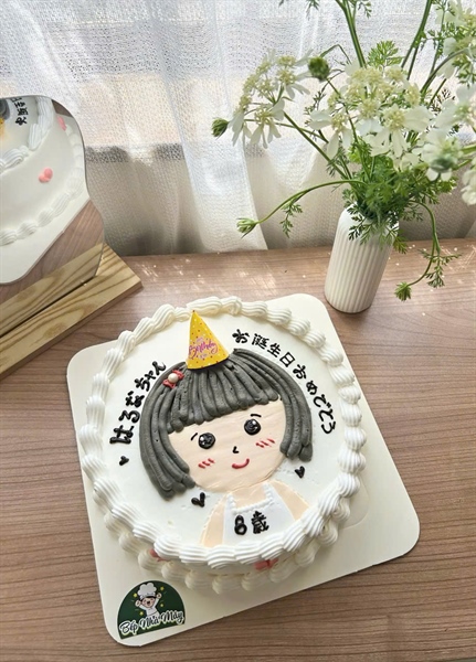 Bé Gái Tóc Ngắn Cute