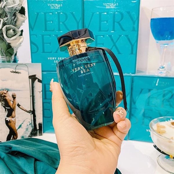 NƯỚC HOA VS SEA 100ML