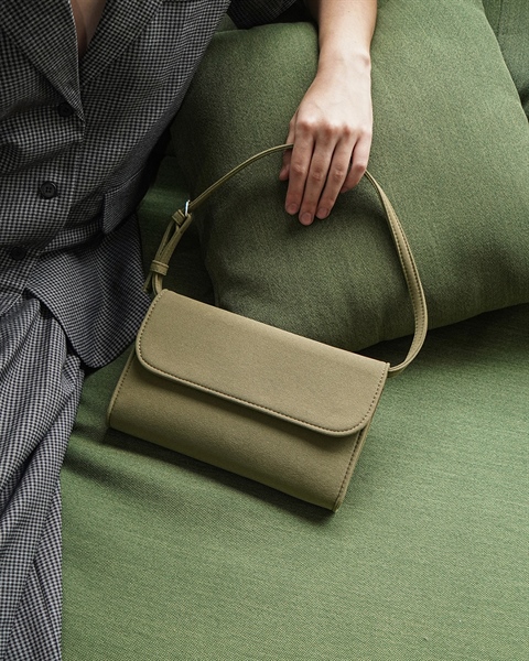 Hailey Shoulder Strap Clutch