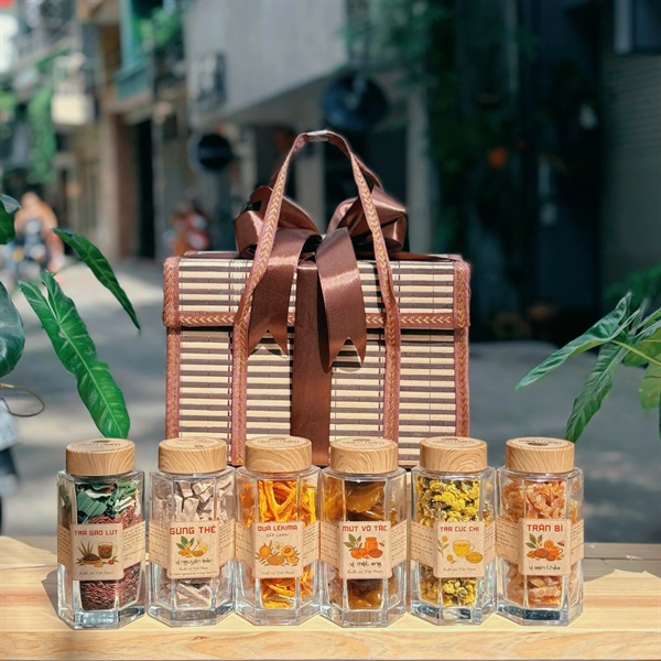 Set 6 - Trà Lứt, Gừng Thẻ, Trần Bì, Lekima, Tắc, Trà Cúc - Túi Tre