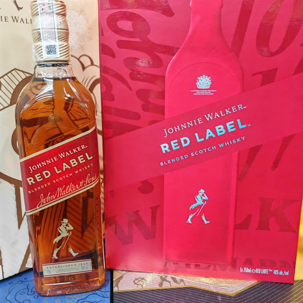 Johnnie Red Label hộp quà 2026