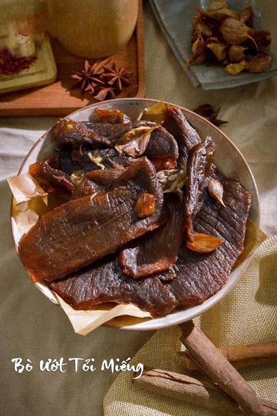 Bò miếng uớt cháy tỏi