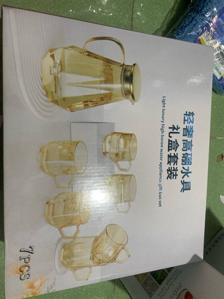 Bộ bình 6 ly sọc vàng LLSH