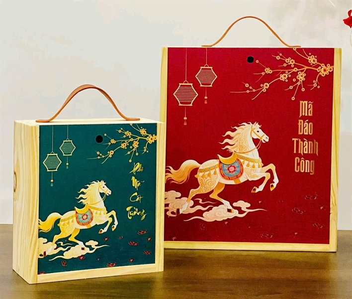Hộp gỗ thông đựng rượu, quà Tết Đại Mã