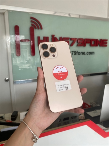 Iphone 16PROMAX 256GBb Desert