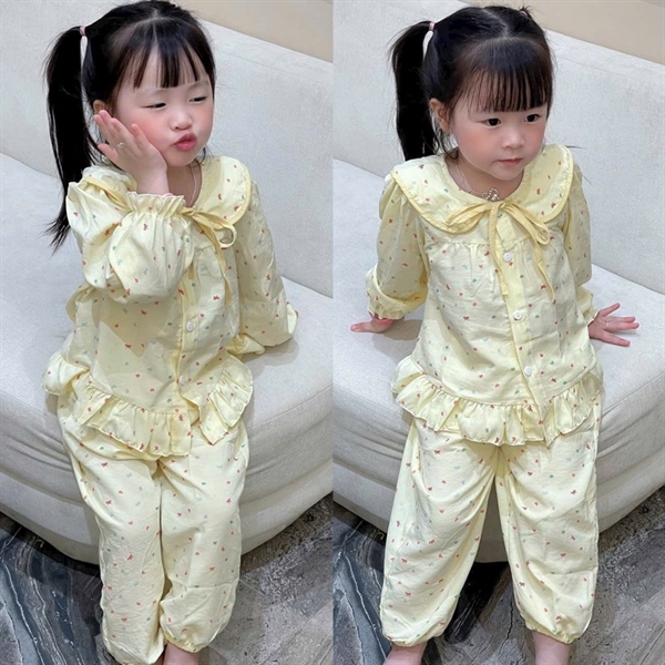 Bộ cổ sen viền hồng-vàng (size S-M-L)