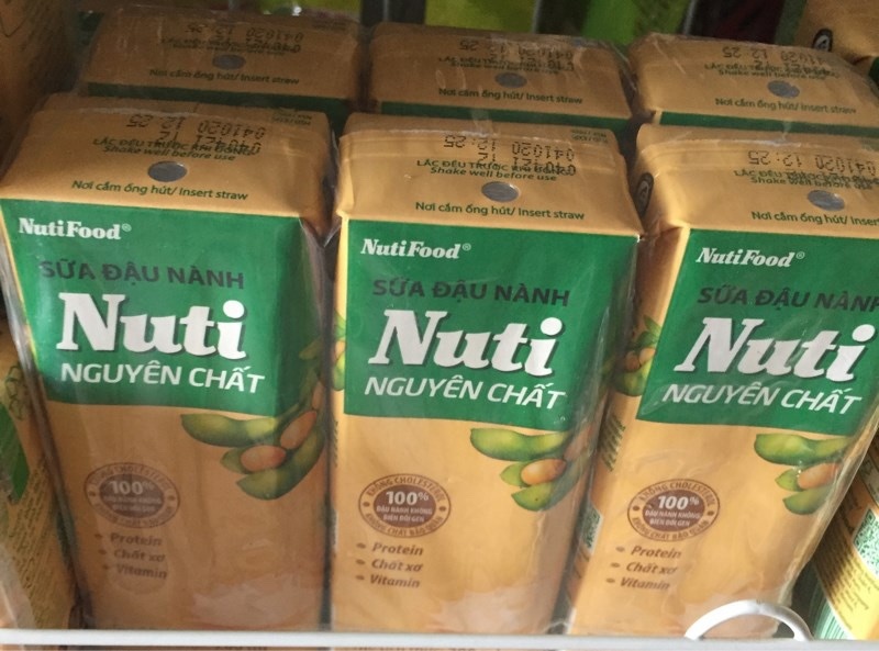 Sữa đậu nành Nuti nguyên chất lốc