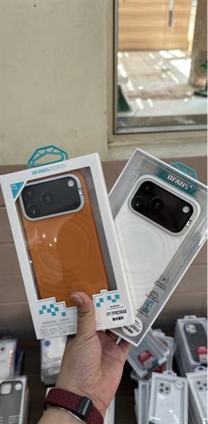 Ốp iPHONE 17 Pro Max 6.9 DFANS Silicon Ripple