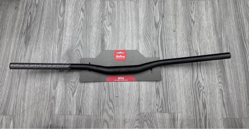 Tay lái Salsa Rustler Riser Bar