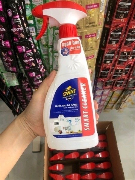Nước lau đa năng Swat 550ml