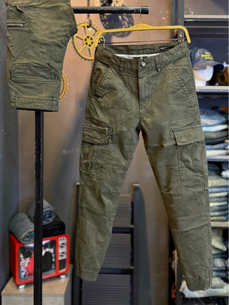 Kaki Dài QCSC- 3670 Túi khoá kéo bo chun