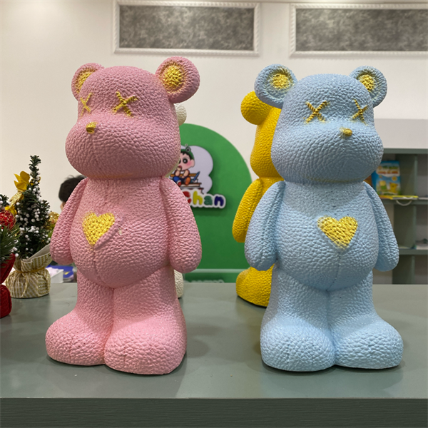 Lợn đất hình Bearbrick