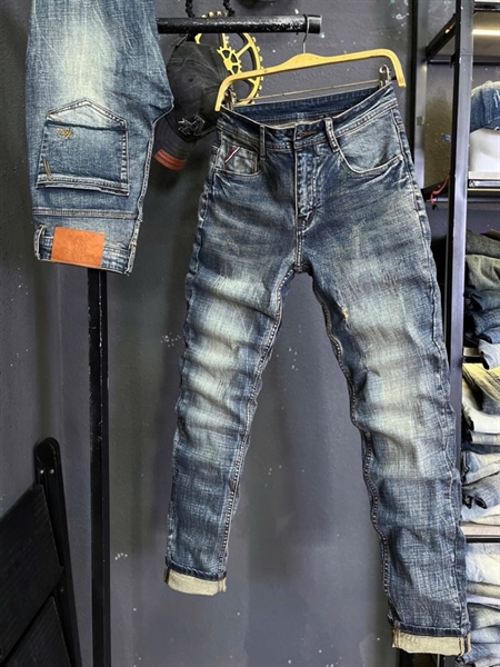 Jean THREE -JD8009-Q-SS25 Premium Xanh was đồng rách mạng
