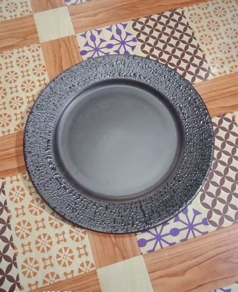 Universe - Round Plate 25cm - Dĩa tròn 25cm đen vành quẹt đen