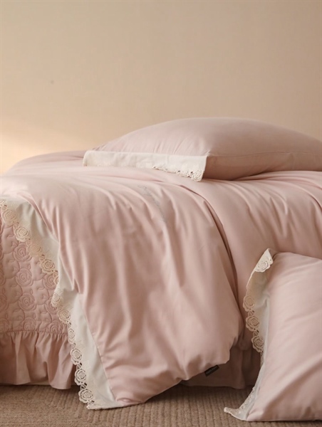 Bộ ga Hoa Hồng | Cotton mài - viền ren hoa hồng - Ga chần phủ hoạ tiết hoa hồng