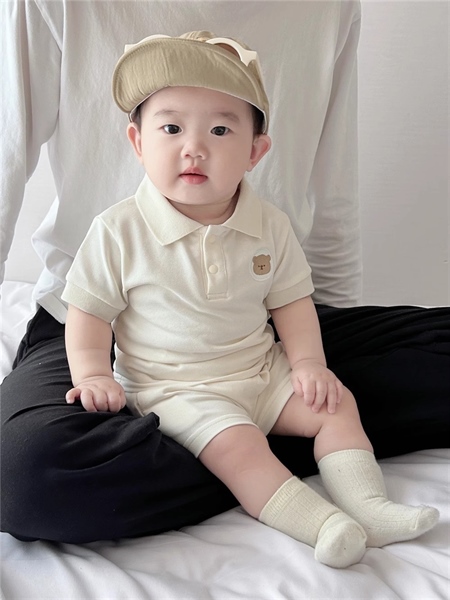 Set da cá màu kem bé trai