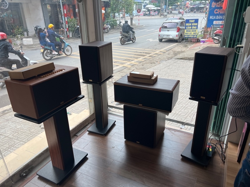 Chân loa KST70P/C