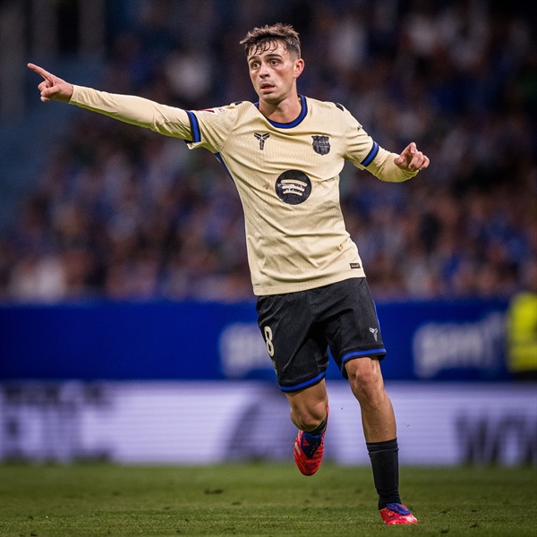 CLB Barcelona màu kem sân khách 2026