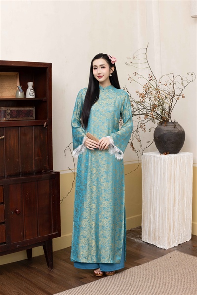 Áo dài suông 4 tà tay dài phối ren