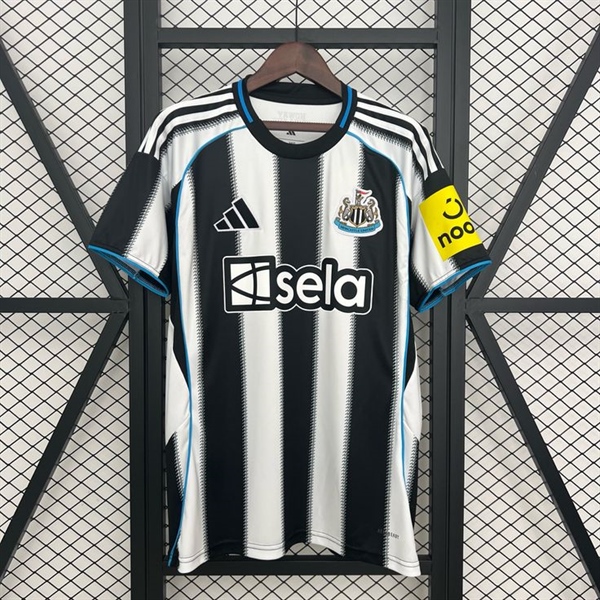 Bộ Newcastle trắng đen 2026