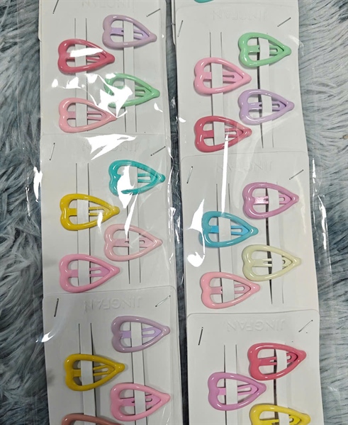 Set 4 kẹp tóc tim