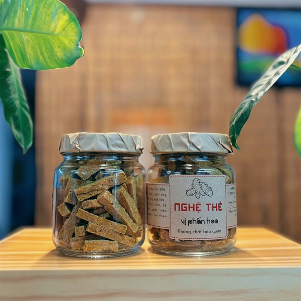 Nghệ Thẻ Vị Phấn Hoa - Hũ Thủy Tinh