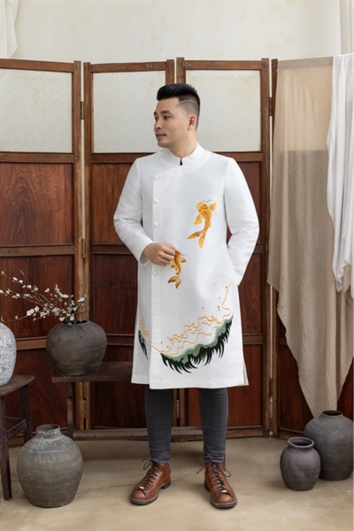 Áo dài tafta thêu cá chép