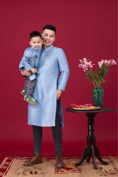 Áo dài nam 3 nút bọc xéo