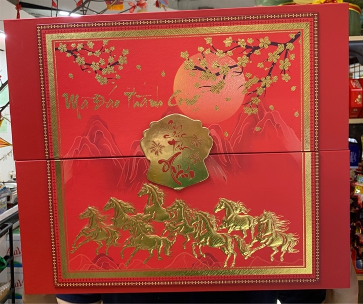 Hộp tết đỏ 81 sz xl