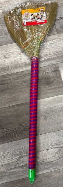 Straw Broom - Chổi quét nhà