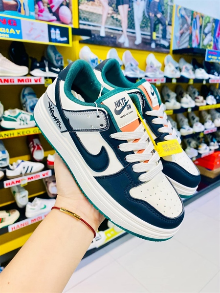 NIKE QC XÁNH LÁ CAM