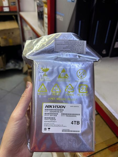 HDD 4TB WD HIK (HÃNG)(Ổ đĩa cứng Hikvision DS40HKVS-VX1, dung lượng 4TB, dùng để lưu trữ dữ liệu sử dụng cho đầu ghi hình ĐVT: Chiếc) (DV50)