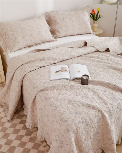 Bộ chần 3 món | Bari Cotton – Cotton thuần - LX06 - Chần hoa dây, viền bèo - Màu Be