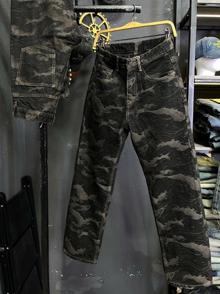 Jean Dài QCCC- M9525 suông ống rộng Họa tiết vân mây