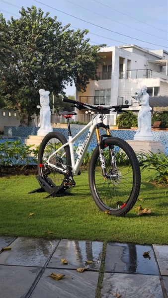Xe Đạp MTB Zbike Custom Màu Trắng (Phạm Đức KH008753)