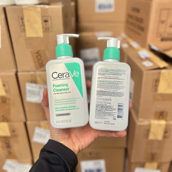 75597197 FOAM CLEANSER 8OZ CRV 236ML (FA)