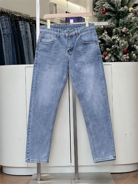 Quần Jean dài Slim Fit xanh nhạt vải dày 2136.2