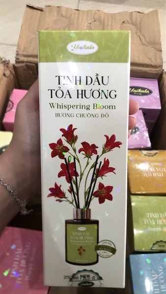Tinh dầu toả hương chuông đỏ Ynikala 250ml