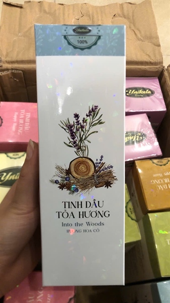 Tinh dầu toả hương hoa cỏ Ynikala 250ml
