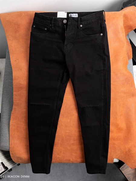 Quần Jean dài Slim Fit Đen Rách Gối JDCC629