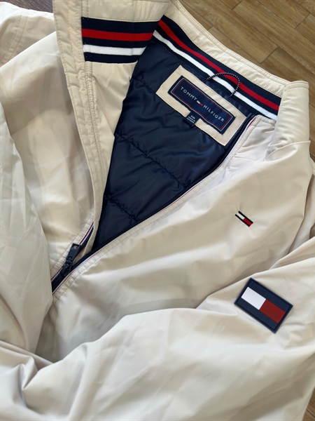 ÁO KHOÁC TOMMY NUDE SIZE XXL
