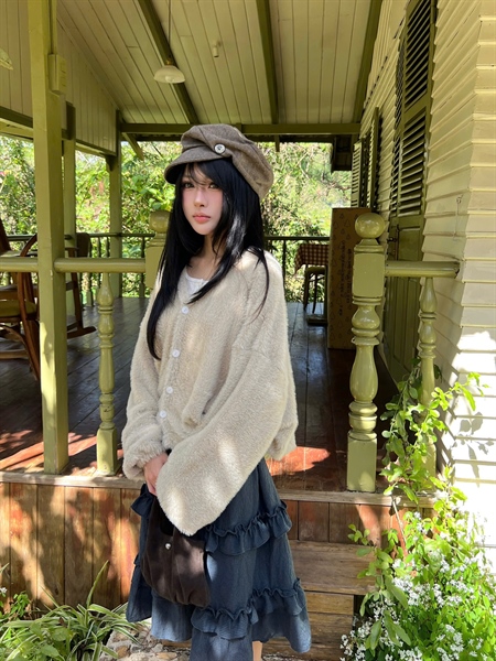 AREUM Áo khoác cardigan Hina len lông form rộng - Nâu Nhạt - Freesize