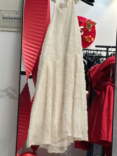 Váy be cổ yếm nơ LOVITO