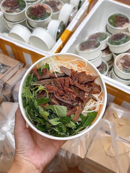 Nộm bò thập cẩm