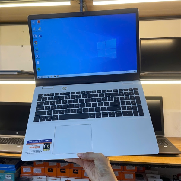 Dell 3505 Ryzen 5 3500/Ram 8GB/SSD 256GB